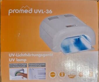UV lampa na gelové nehty