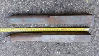 Soustružnické nože 32x32