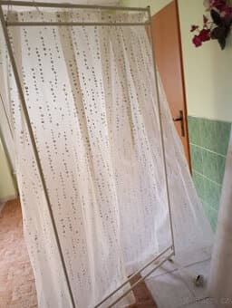 Paravan - zástěna s výplní v1850 x š 900 x hl 510 mm