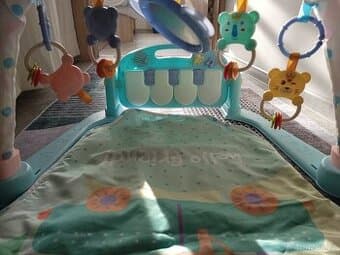 Hrací deka podložka klavír Bayo