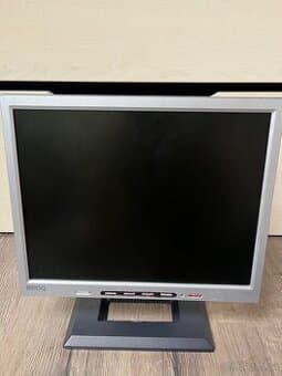 Funkční monitor BenQ