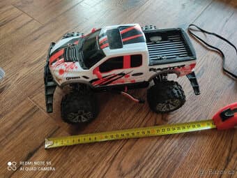 RC auto Ford F-150 Raptor