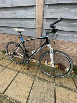 Krosové kolo Author karbon