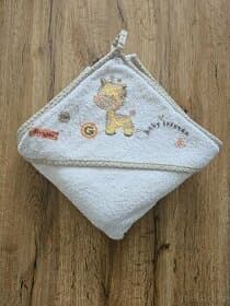 Osuška s kapucí Žirafa