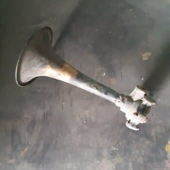 Klakson - trumpeta vzduchová, mosazná