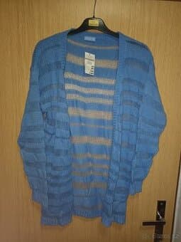 Modrý cardigan