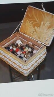 Knoflíky všeho druhu