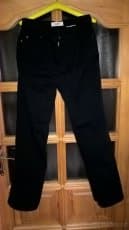 Dubeňák,dámské rifle, bundy,límce kožeš.čepice,kloboučky