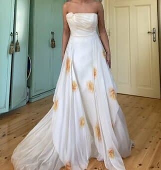 Nové dlouhé hedvábné maturitní plesové svatební šaty