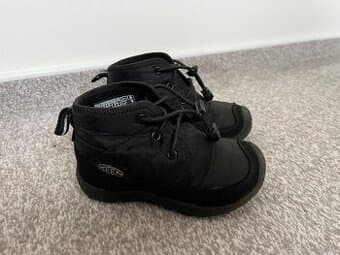 Dětské boty Keen Chukka 24