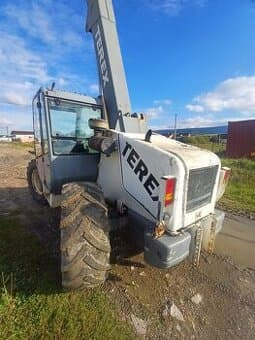 Teleskopicky nakladac, manipulátor, teleskop, ne manitou