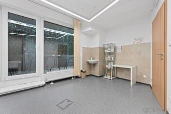Pronájem kanceláře / ordinace 18 m²
