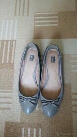 Kožené balerínky