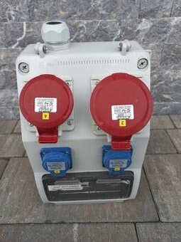 Zásuvková skříň Famatel