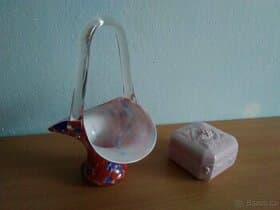 Prodám skleněný košíček za 250 Kč