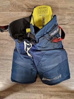 Prodám Hokejové kalhoty Bauer Supreme 2S, velikost Junior M