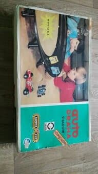 retro autodráha Shadow