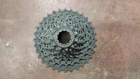 Cyklo komponenty (díly na jízdní kola)