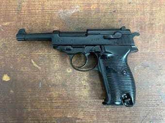 Replika pistole, revolveru