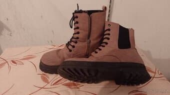 Zimní boty od Baťi