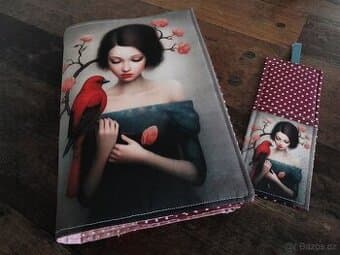 Nastavitelný obal na knihu......dívka v šedém