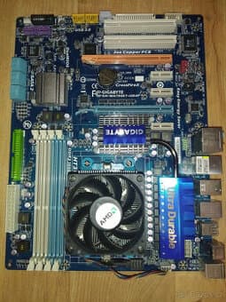 Deska Gigabyte GA-MA790XT-UD4P + CPU Phenom II 720