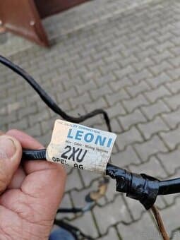 Leoni 2uxu Opel zafira a facelift