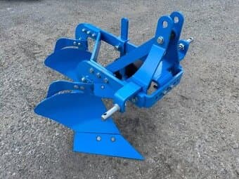 Dvouradličný pluh Taret za malotraktor