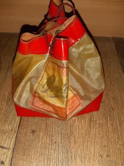 Prodám starý reklamní kožený váček Budvar