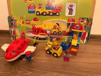 Lego duplo letiště, 10590