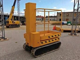 S-MAC NPC40-3 — bateriová pásová pracovní plošina