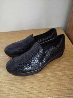 Boty Rieker, velikost 37