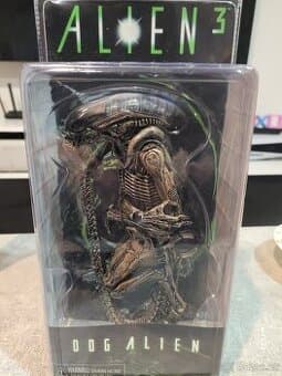Figurka Alien Dog od Neca