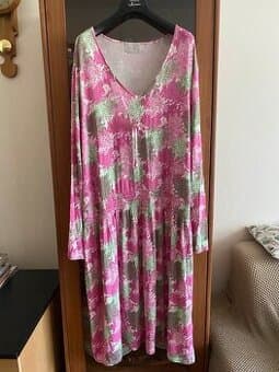 Šaty vel. XXL / 52
