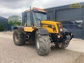 JCB Fastrac 3185,přední 3 bod plus hřídel,9 tis mth rok 00
