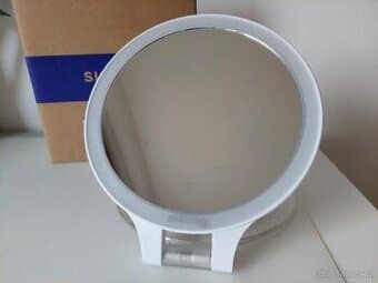 Kosmetické zrcátko s LED osvětlením