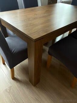 Jídelní stůl+židle