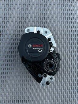 Motor Bosch Performance CX Gen4 BDU450CX / 4260 km /