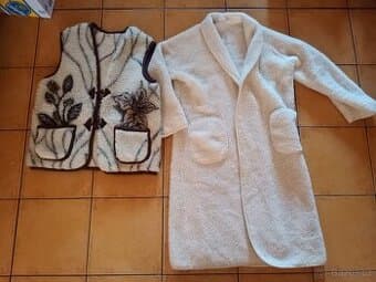 Prodám vestu a svetr k TV atd., lze koupit po kuse