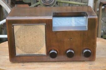 Rádio EMPO Superhet Herold REZERVACE