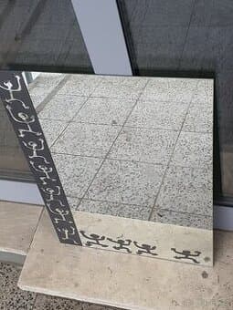 moderní zrcadlo s potiskem 50x70