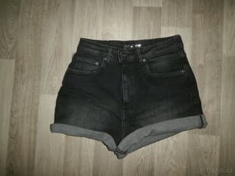 dámské kraťasy