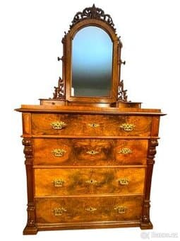 Starožitná komoda s nástavcem a zrcadlem