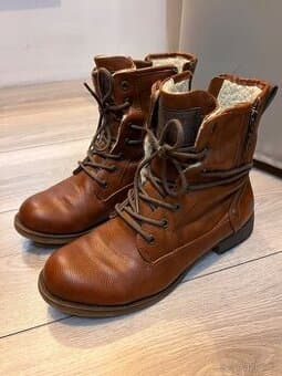 Dámské zimní boty Mustang