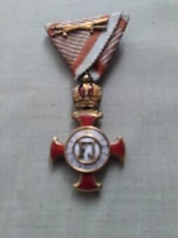 Vyznamenani Zasluzny Civilni kriz FJI