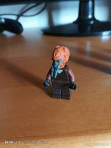 Lego figurka Star Wars - Plo Koon (Dark Tan Undershirt)