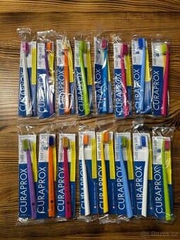 Zubní kartáček Curaprox 5460 mix barev