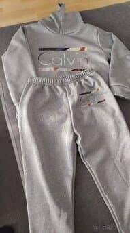 Teplákové soupravy