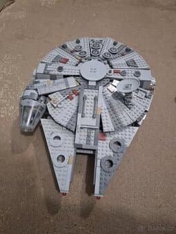 LEGO Star Wars 75257 Millennium Falcon