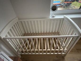 Dětská postýlka